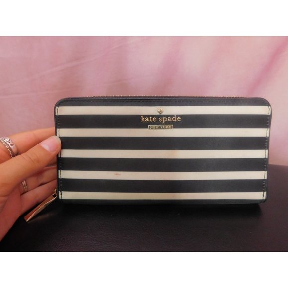 Kate Spade Black White Stripe Nylon Molly Backpack and Striped Wallet - Picture 2 of 15